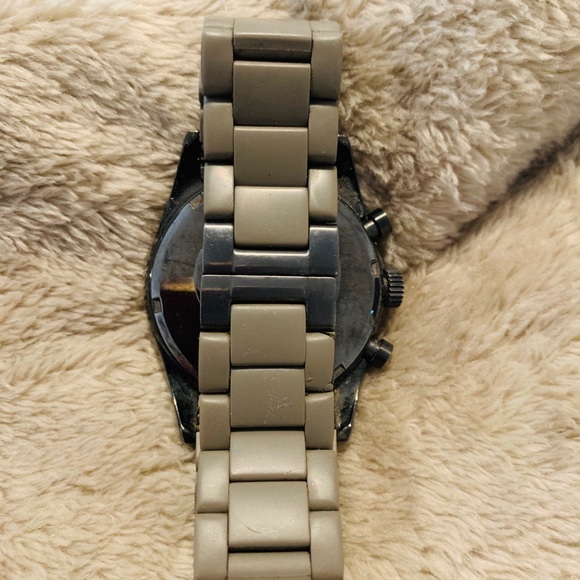 EMPORIO ARMANI Gray & Black Chronograph AR5890 - Picture 2 of 8